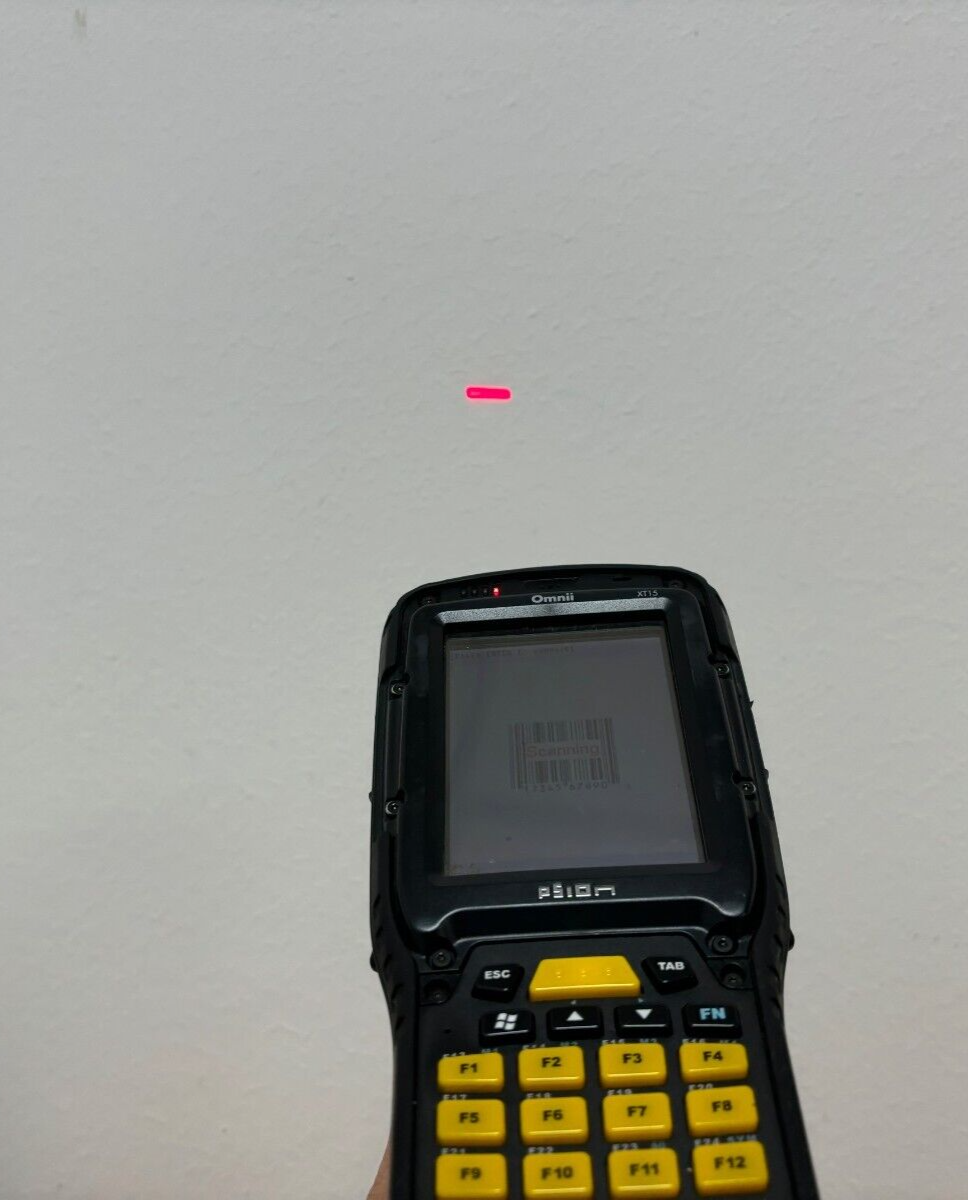 Omnii XT15  7545MBW Scanner  Mobile mit 2 Akku Docking ST4002 #XT157