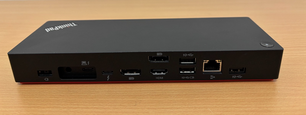 Lenovo ThinkPad Thunderbolt 4 Workstation 40B0 DK2131 mit 135 W Netzteil0